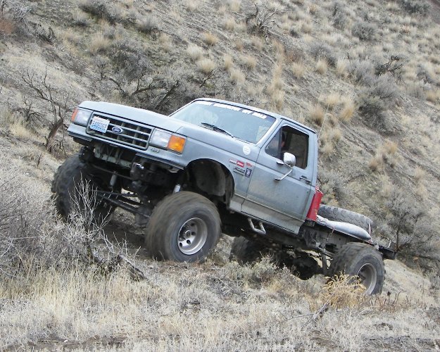 Photos: Yakima Valley Truck Club Slab Run 9