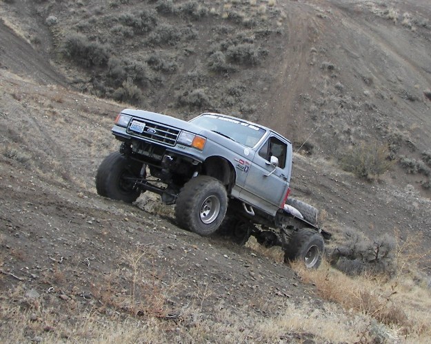 Photos: Yakima Valley Truck Club Slab Run 13