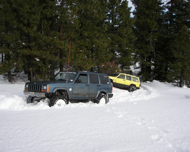 PHOTOS > EWOR: Newbie 4×4 Snow Wheeling at Ahtanum State Forest 8