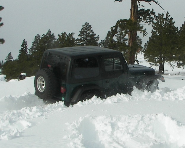 PHOTOS > EWOR: Newbie 4×4 Snow Wheeling at Ahtanum State Forest 14