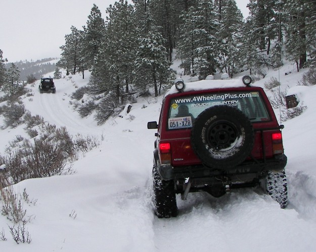 PHOTOS > EWOR Pine Mountain New Year 4×4 Snow Wheeling 4