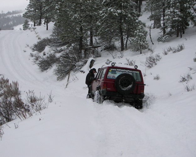 PHOTOS > EWOR Pine Mountain New Year 4×4 Snow Wheeling 6