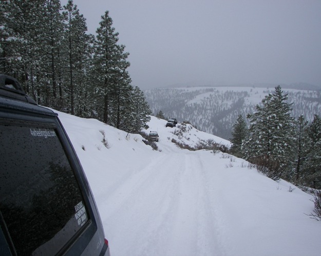 PHOTOS > EWOR Pine Mountain New Year 4×4 Snow Wheeling 7