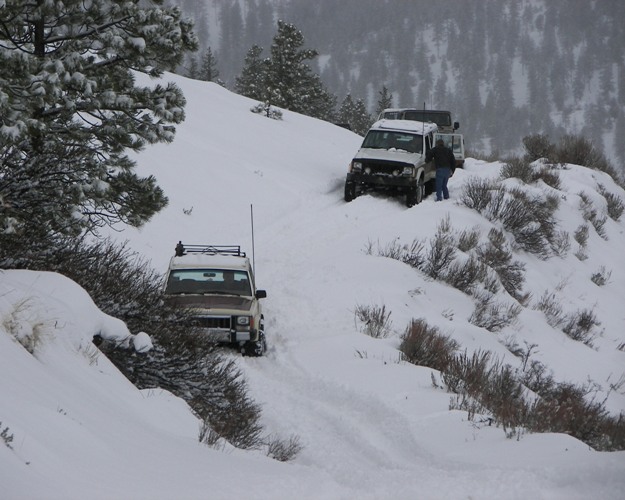 PHOTOS > EWOR Pine Mountain New Year 4×4 Snow Wheeling 8