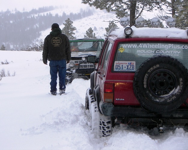 PHOTOS > EWOR Pine Mountain New Year 4×4 Snow Wheeling 9