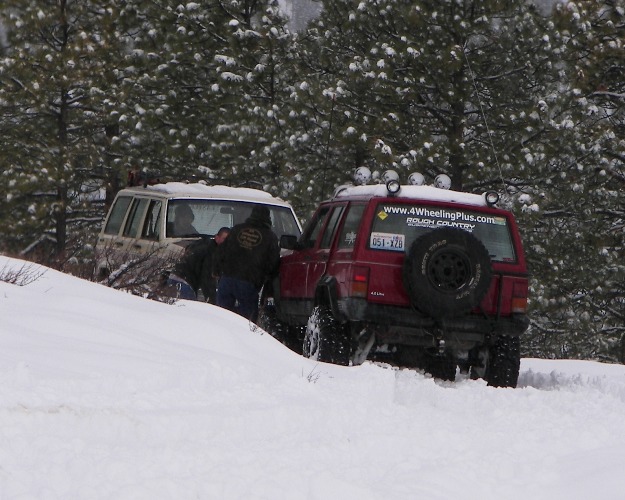 PHOTOS > EWOR Pine Mountain New Year 4×4 Snow Wheeling 13