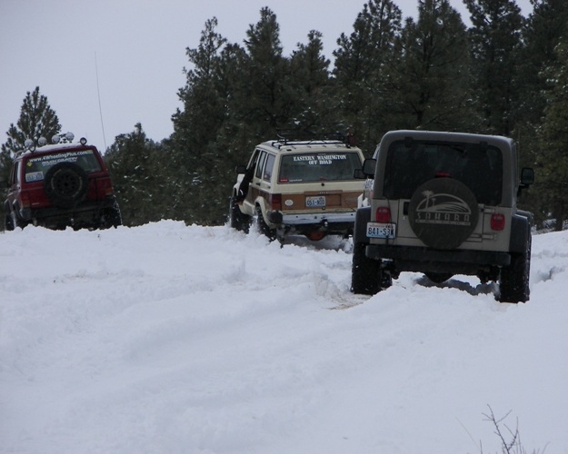 PHOTOS > EWOR Pine Mountain New Year 4×4 Snow Wheeling 22