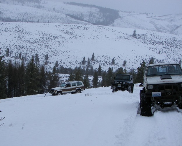 PHOTOS > EWOR Pine Mountain New Year 4×4 Snow Wheeling 28