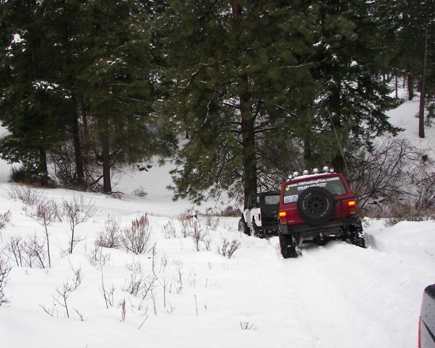 PHOTOS > EWOR Pine Mountain New Year 4×4 Snow Wheeling 29