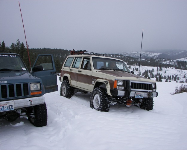 PHOTOS > EWOR Pine Mountain New Year 4×4 Snow Wheeling 34