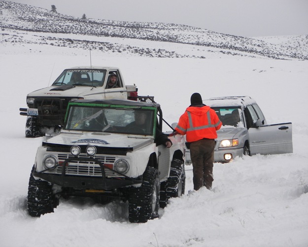 PHOTOS > EWOR Pine Mountain New Year 4×4 Snow Wheeling 37