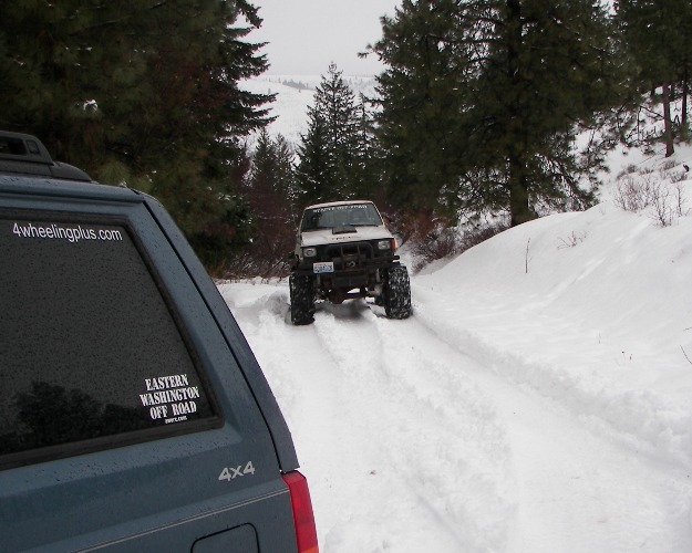 PHOTOS > EWOR Pine Mountain New Year 4×4 Snow Wheeling 40