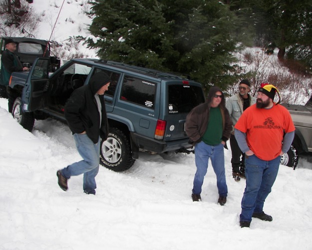 PHOTOS > EWOR Pine Mountain New Year 4×4 Snow Wheeling 41