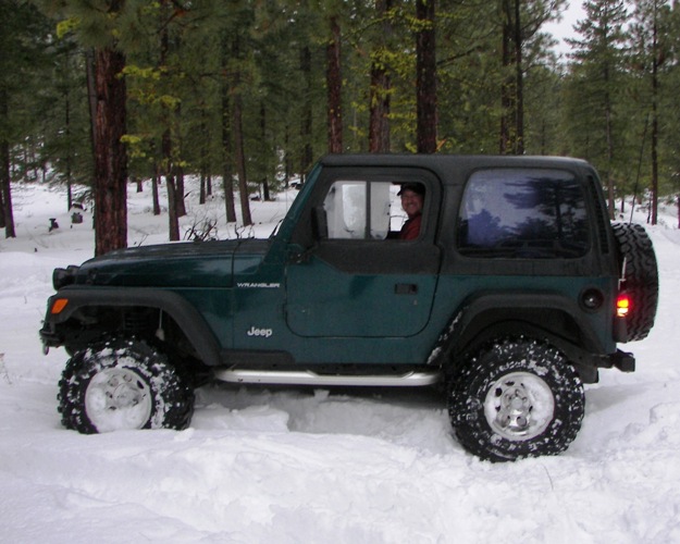 PHOTOS > EWOR Pine Mountain New Year 4×4 Snow Wheeling 45