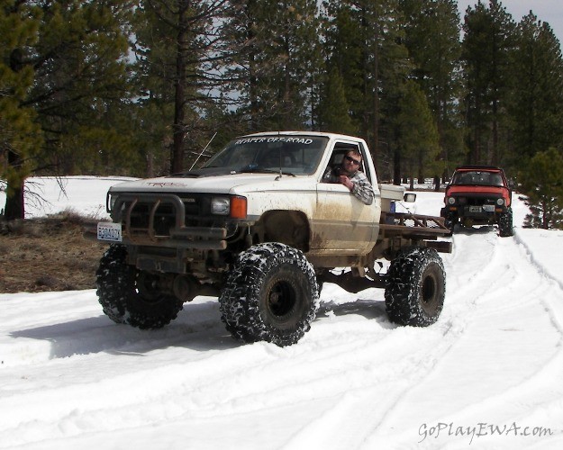 PHOTOS > EWOR: Spring Snow Wheeling at the Ahtanum State Forest 7