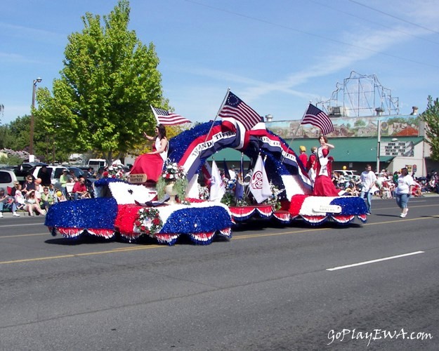 Selah Community Days