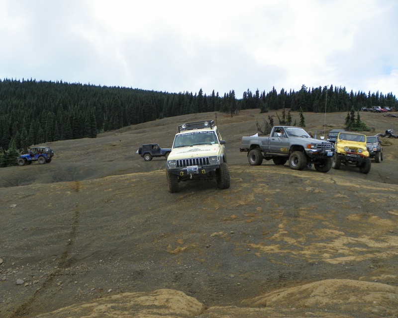 Photos: PNW4WDA Region 4 Pick Up A Mountain 46