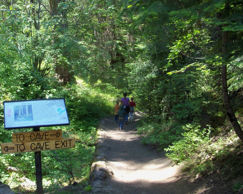 Photos: Boulder Cave Hike and Sightseeing Drive 8