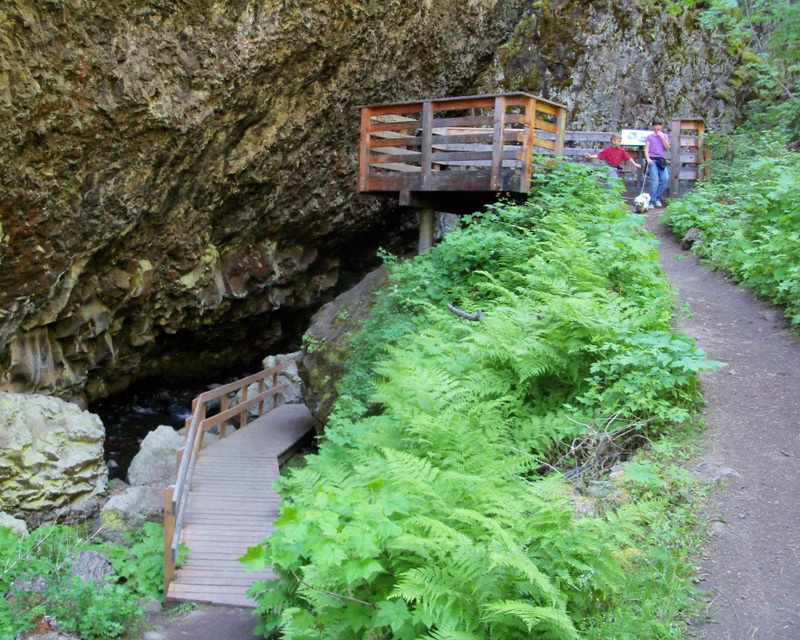 Photos: Boulder Cave Hike and Sightseeing Drive 26