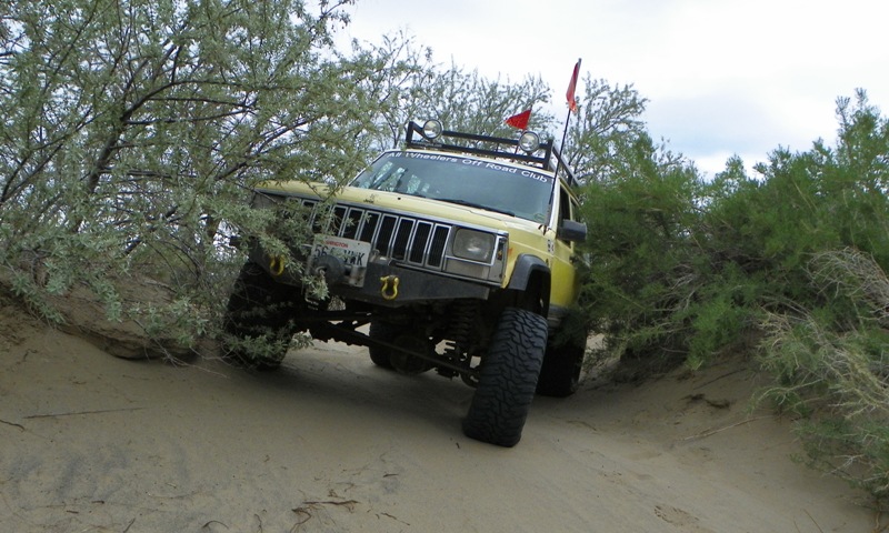 PHOTOS > EWOR: 2011 Beverly Dunes Clean-up & Camp-out 17