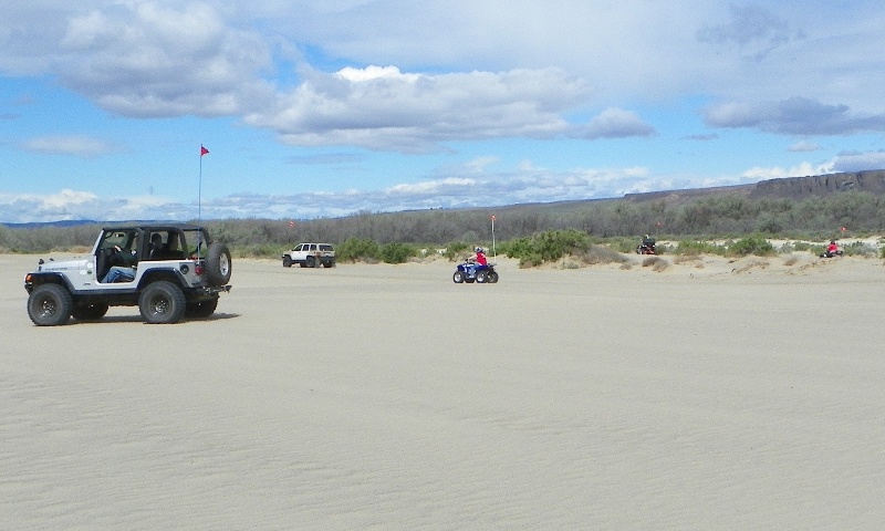 PHOTOS > EWOR: 2011 Beverly Dunes Clean-up & Camp-out 23
