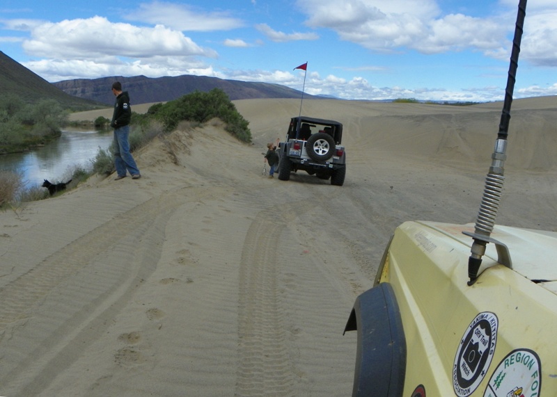 PHOTOS > EWOR: 2011 Beverly Dunes Clean-up & Camp-out 29