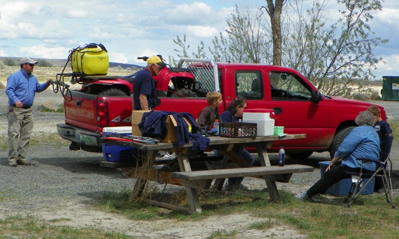 PHOTOS > EWOR: 2011 Beverly Dunes Clean-up & Camp-out 59