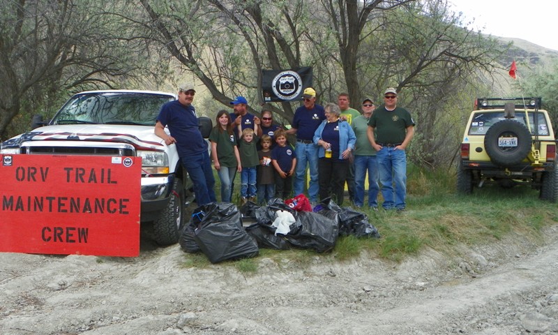 PHOTOS > EWOR: 2011 Beverly Dunes Clean-up & Camp-out 60