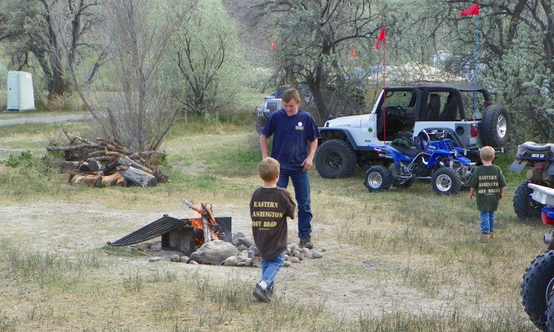 PHOTOS > EWOR: 2011 Beverly Dunes Clean-up & Camp-out 75