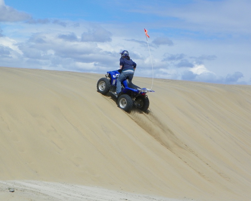 PHOTOS > EWOR: 2011 Beverly Dunes Clean-up & Camp-out 99