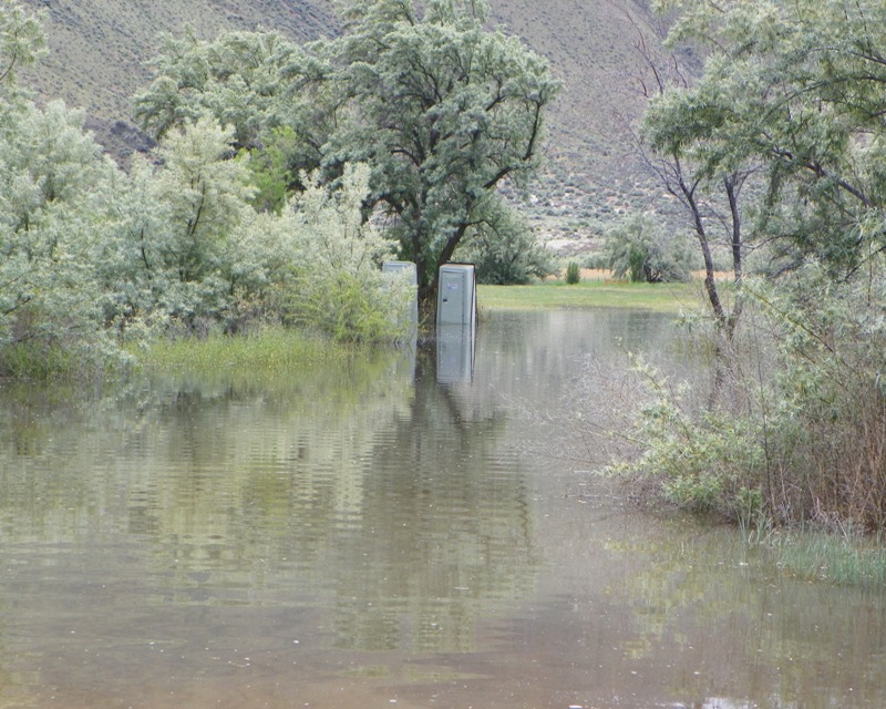 PHOTOS > Columbia River over flowing near Beverly Washington 11 PHOTOS > Columbia River over flowing near Beverly Washington 11