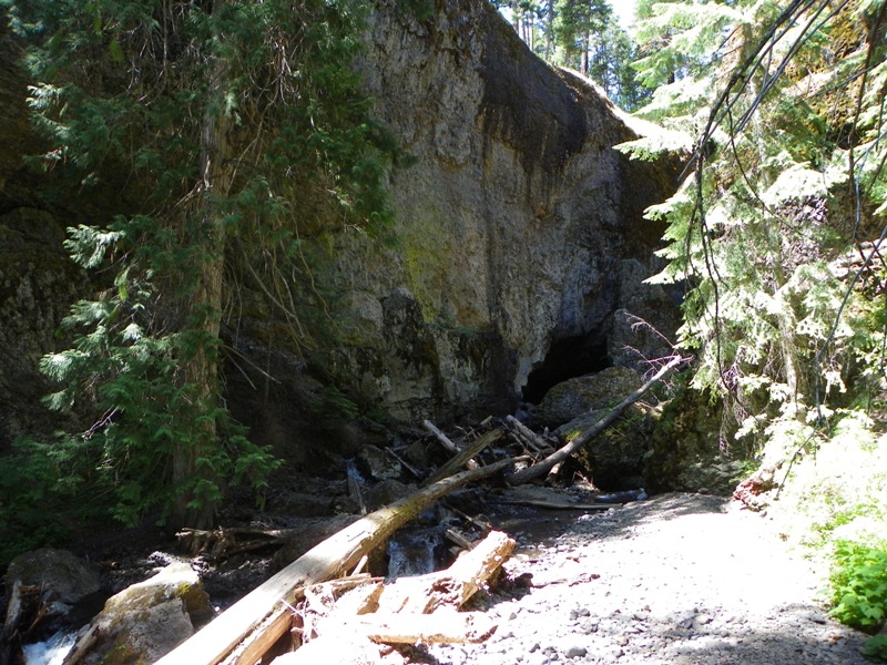 Boulder Cave Hike 26