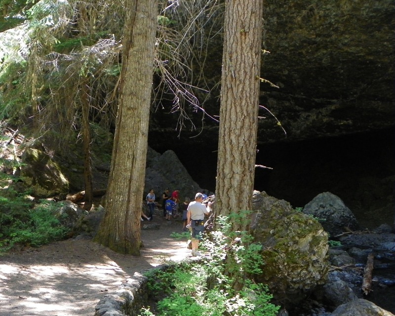 Boulder Cave Hike 31