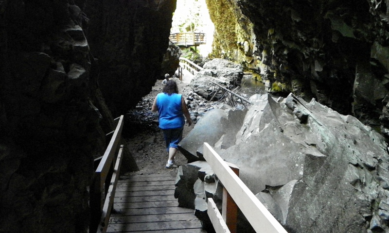 Boulder Cave Hike 45