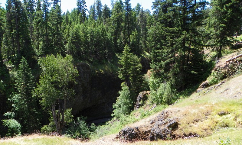 Boulder Cave Hike 64