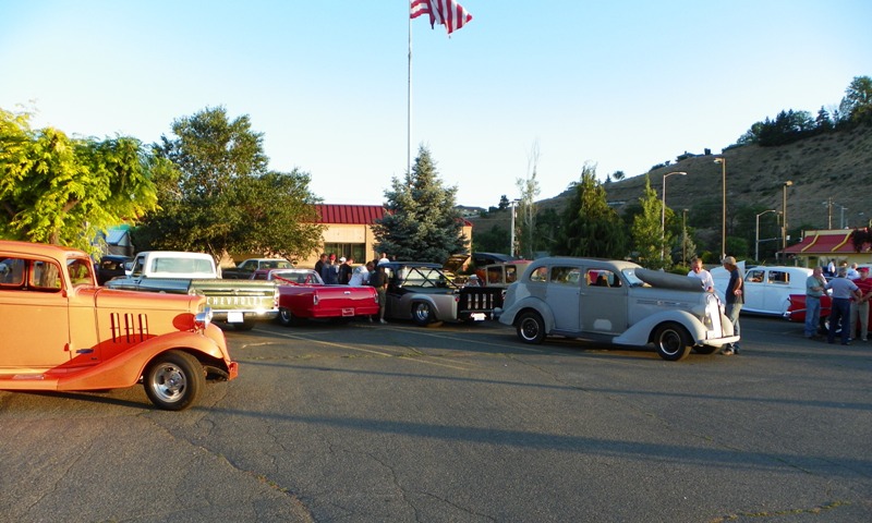 Hot Rods & Harleys 44