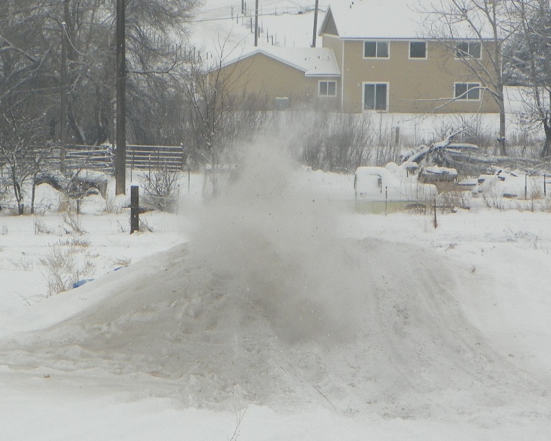 Snowmobile fun at Eastern Washington Adventures 8