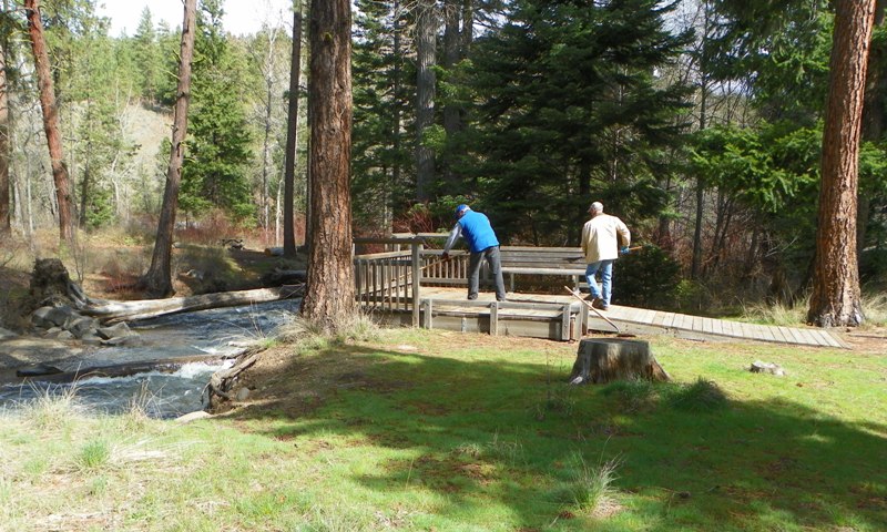 PHOTOS > Wildfire Awareness Week: Ahtanum Campground 50