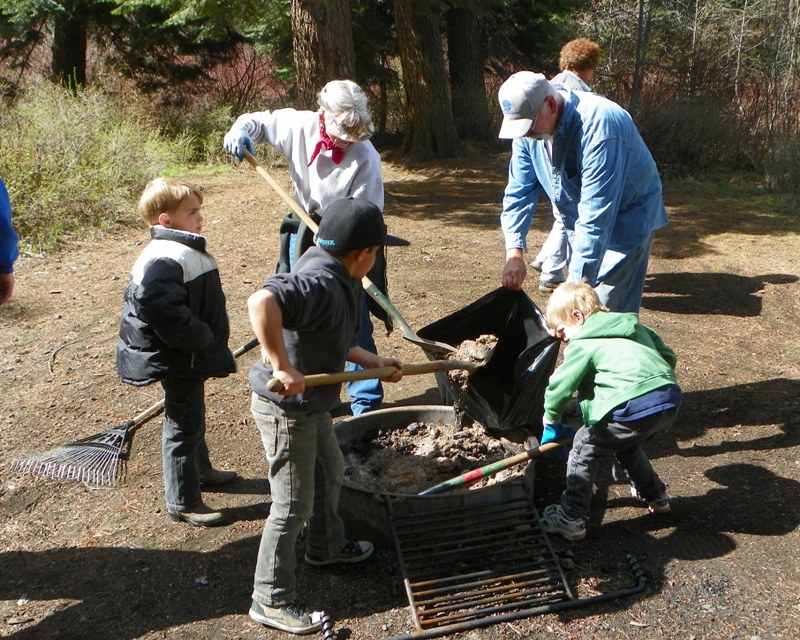 PHOTOS > Wildfire Awareness Week: Ahtanum Campground 60