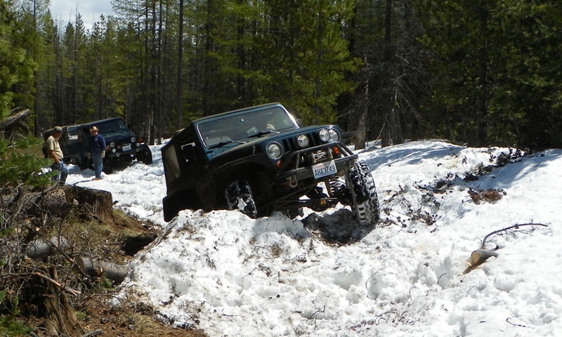 PHOTOS > EWA: Memorial Day 4×4 Snow Run at the Ahtanum State Forest 25