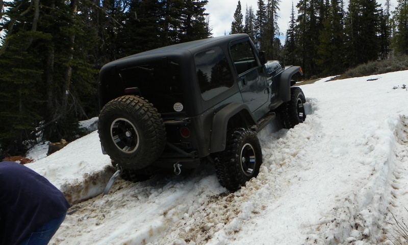 Memorial Day 4×4 Snow Run at the Ahtanum State Forest 45