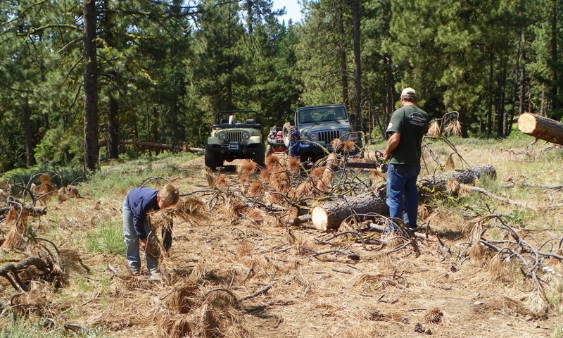 PHOTOS > EWA: 2012 Ahtanum State Forest Camp-out & Clean-up 58