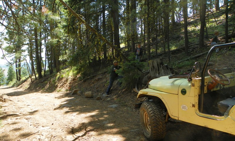 PHOTOS > EWA: 2012 Ahtanum State Forest Camp-out & Clean-up 64