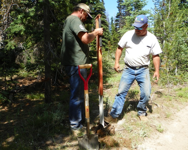 PHOTOS > EWA: 2012 Ahtanum State Forest Camp-out & Clean-up 77