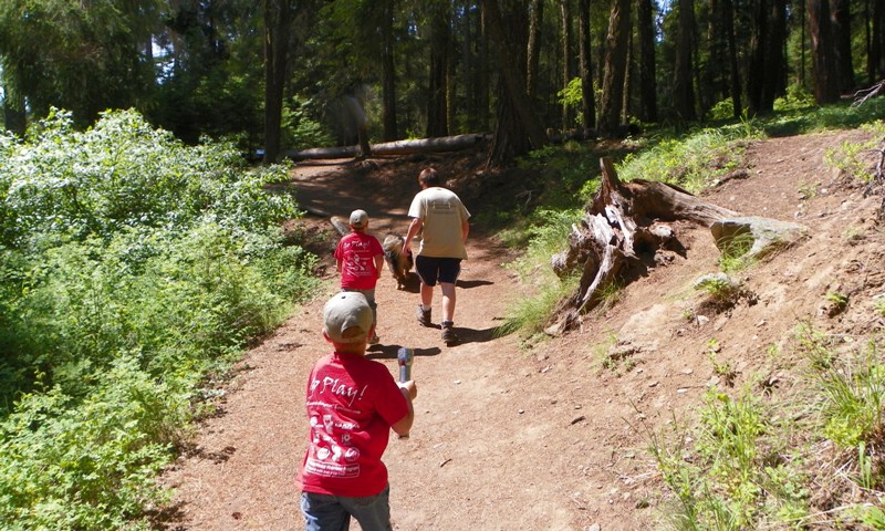 PHOTOS > EWA: Boulder Cave Hike & 4th of July Get Together 4