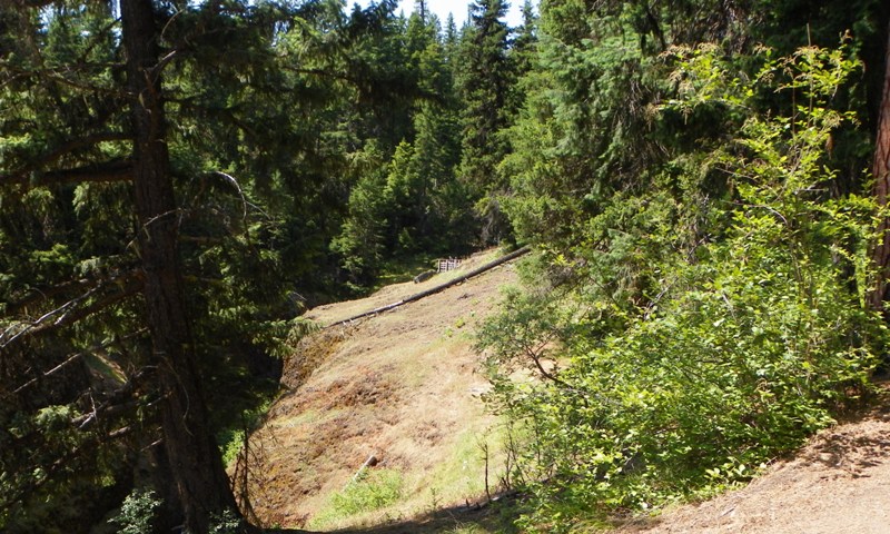 PHOTOS > EWA: Boulder Cave Hike & 4th of July Get Together 10