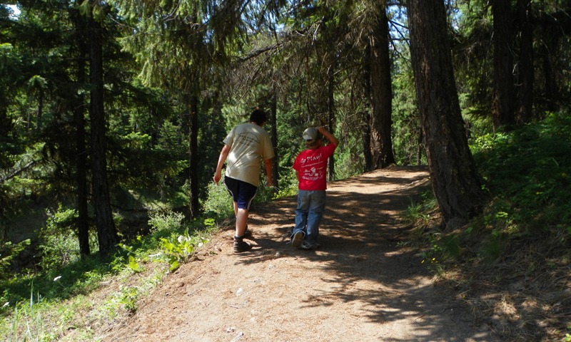 PHOTOS > EWA: Boulder Cave Hike & 4th of July Get Together 28