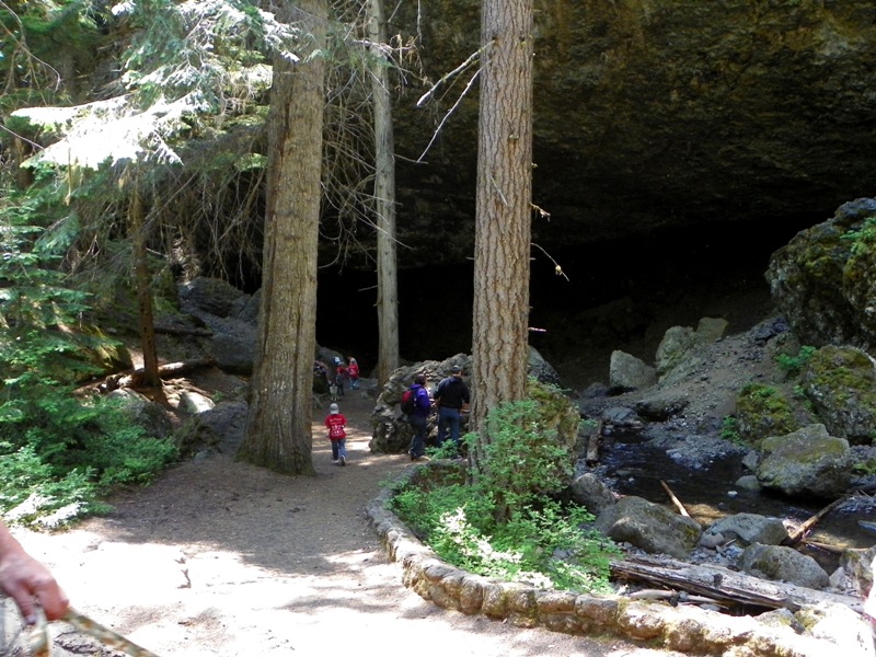 PHOTOS > EWA: Boulder Cave Hike & 4th of July Get Together 36