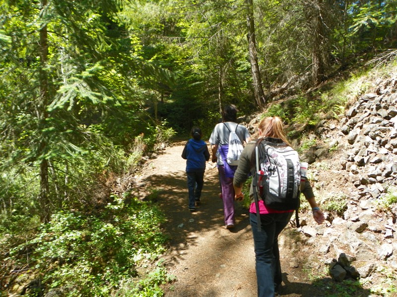 PHOTOS > EWA: Boulder Cave Hike & 4th of July Get Together 62