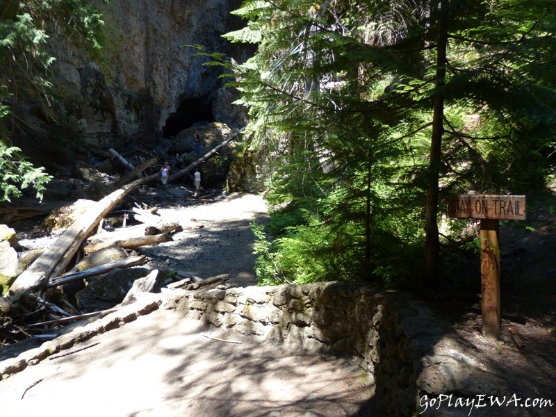 Boulder Cave